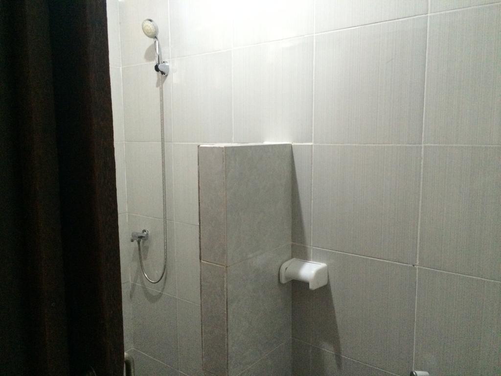 Linggy Homestay Lembongan Esterno foto